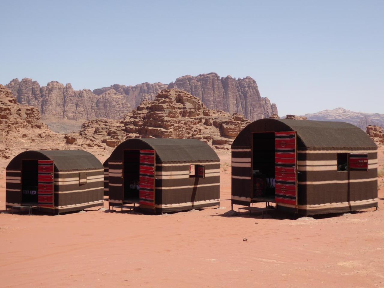 Real Bedouin Experience Tours & Camp Hotell Wadi Rum Eksteriør bilde
