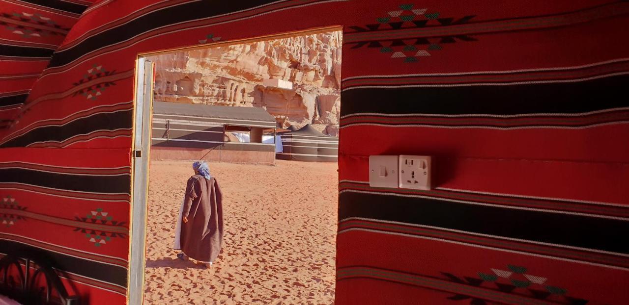 Real Bedouin Experience Tours & Camp Hotell Wadi Rum Eksteriør bilde