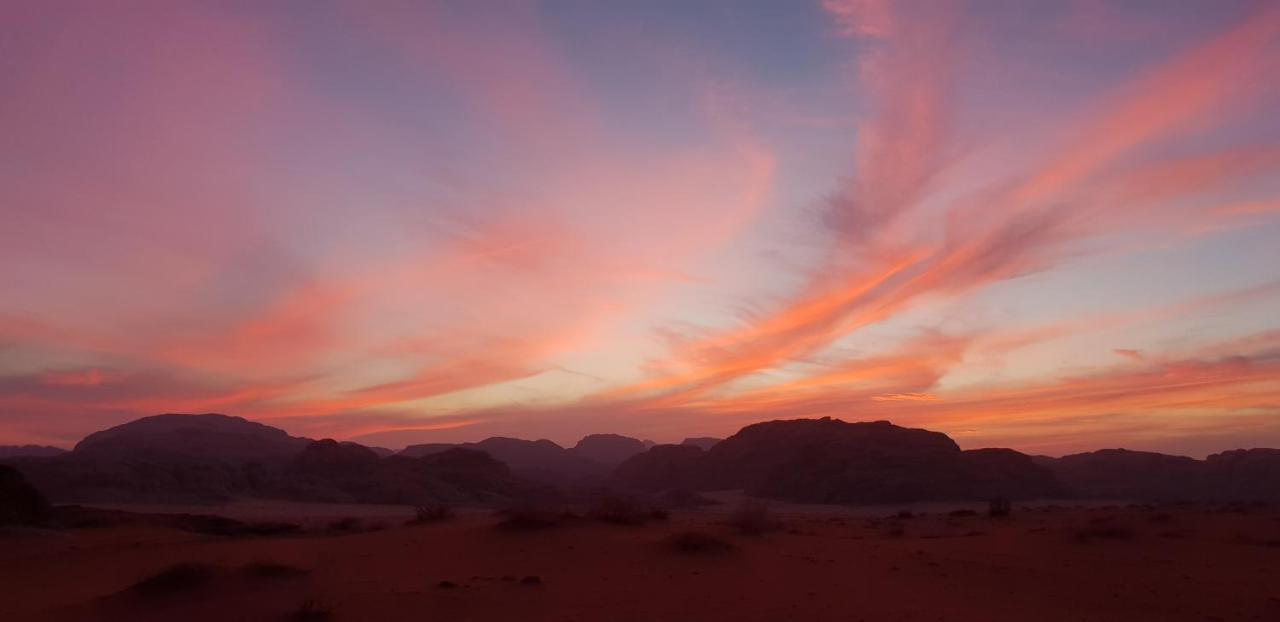 Real Bedouin Experience Tours & Camp Hotell Wadi Rum Eksteriør bilde
